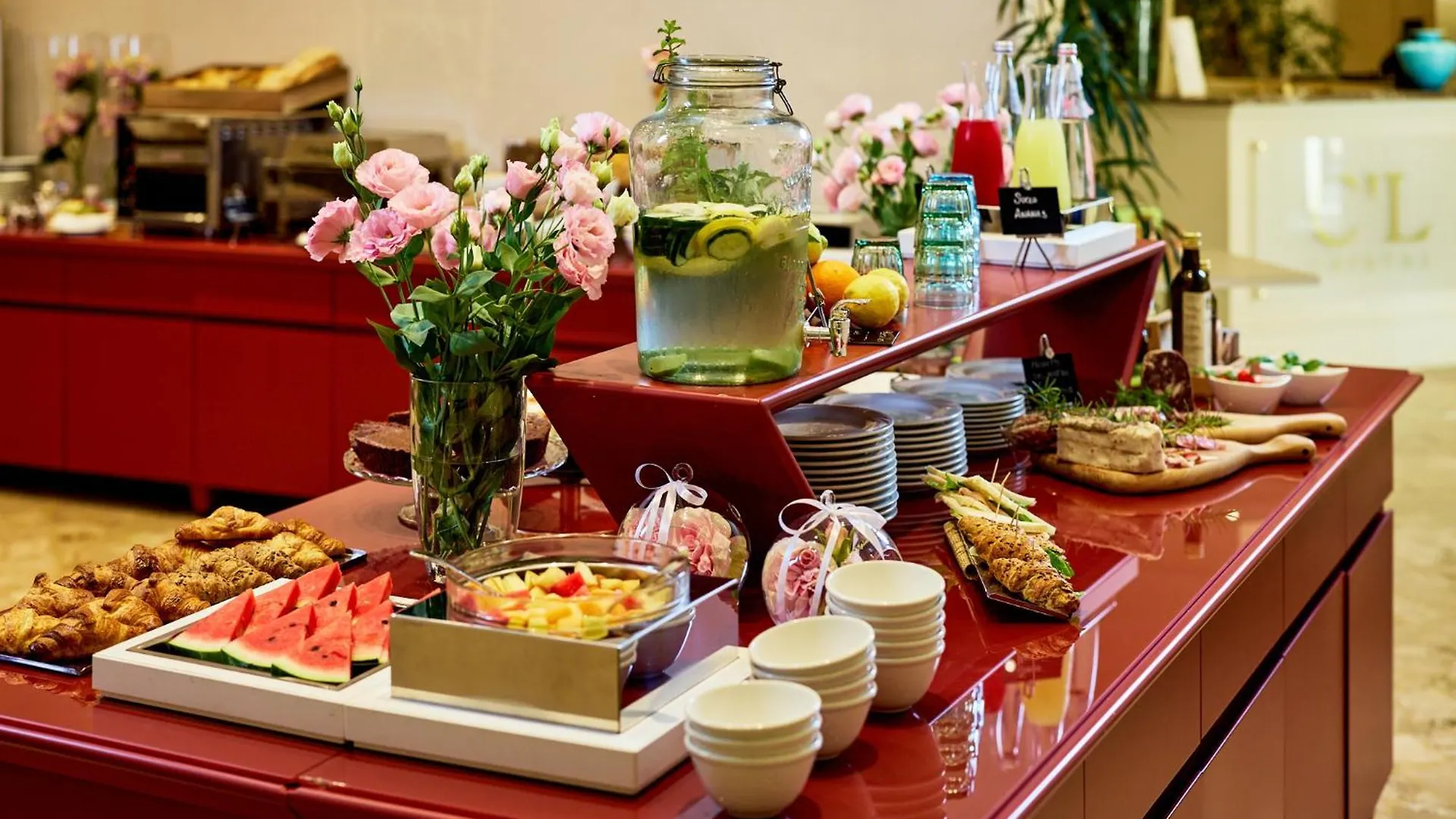 Hotel Crystal Marina di Pietrasanta 3*,  Italia